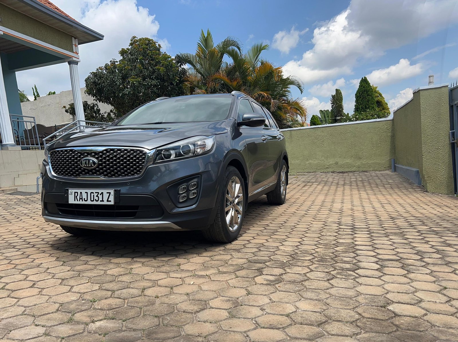 KIA SORENTO